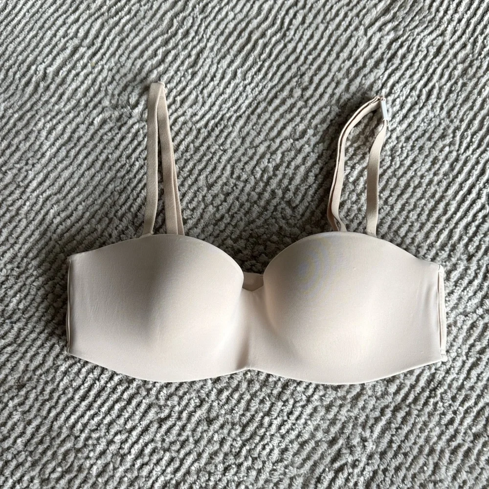 Victoria’s Secret Pink - Lightly Lined strapless bra - Picture 1 of 3